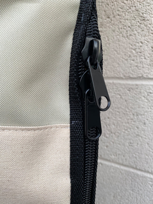 
                  
                    Green Fuz Avalanche Mid Length Board Bag Zipper
                  
                